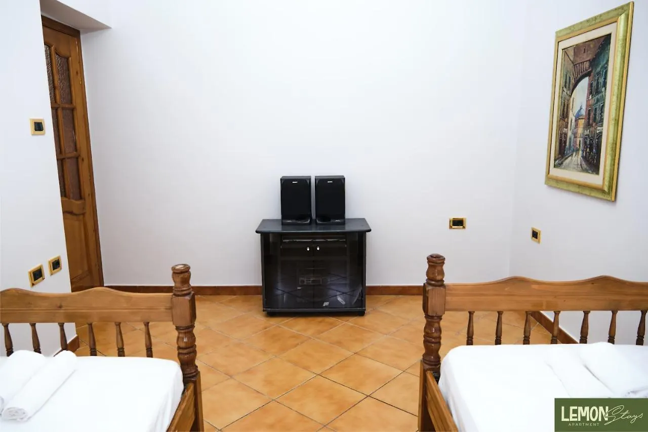 Lemon Stays Apartment Vlorë Albanie